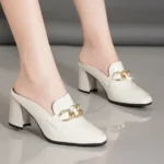 CT501 – half-slip single shoes patent leather mules (2)