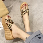 CT455-outdoor-wedge-heel-sweet-sandals-4