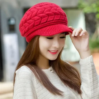 Winter wool hat for women