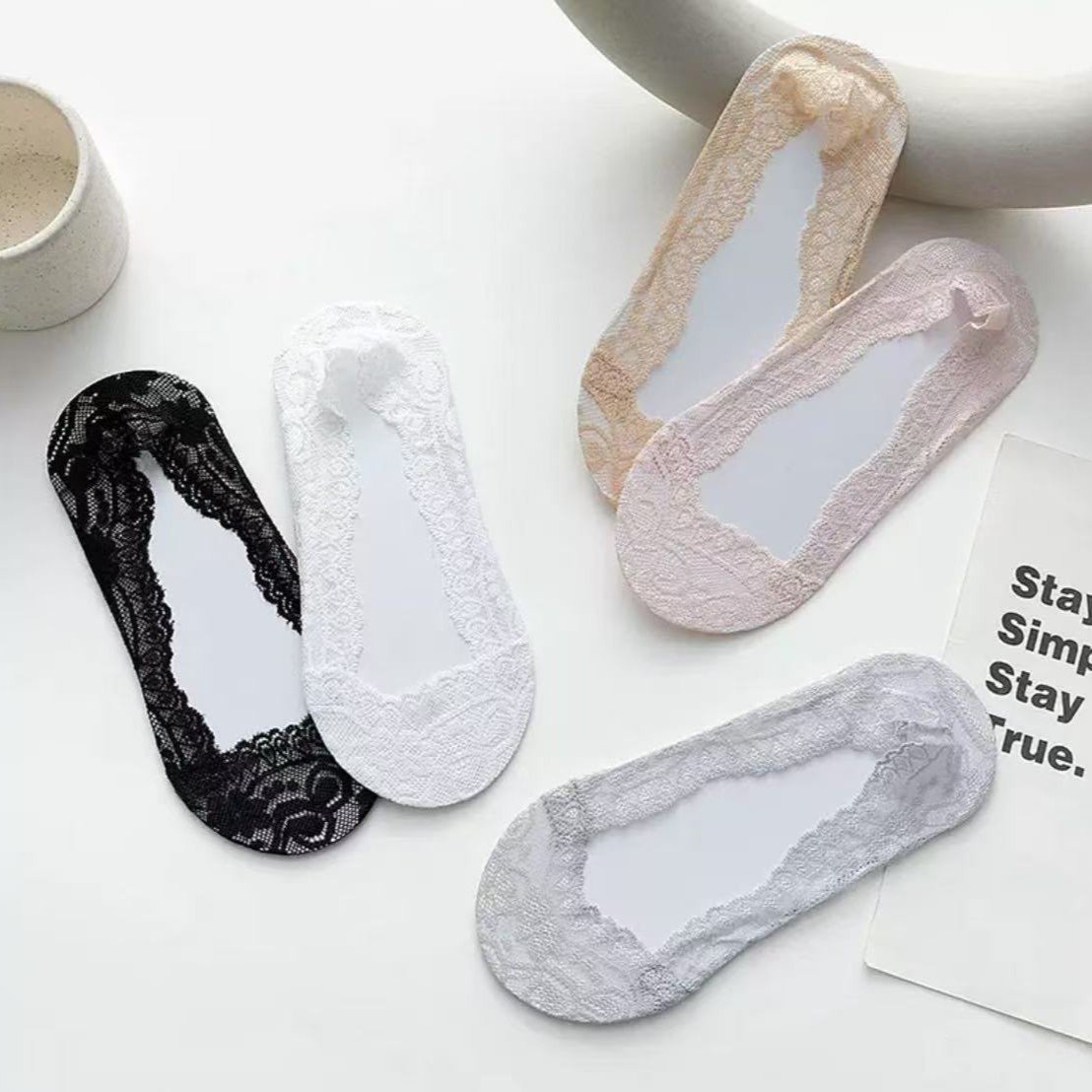 DR648 - Women's Lace Shallow Mouth Thin Socks (5)